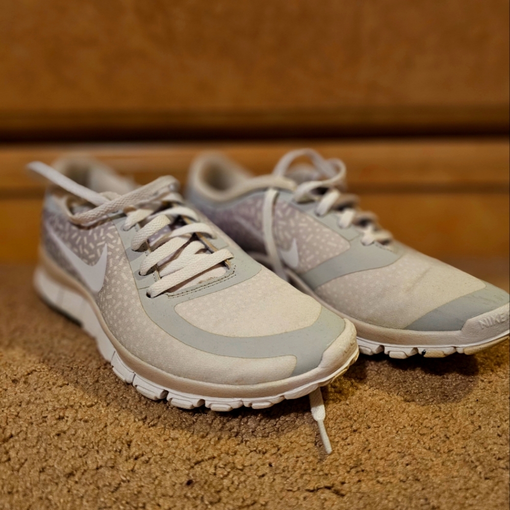 Nike Free 5.0 running shoes